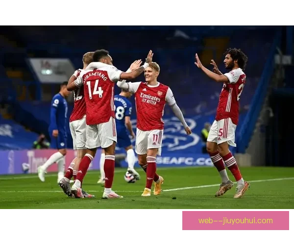 史密斯罗加盟富勒姆后焕发新生成为球队核心助力重返英超