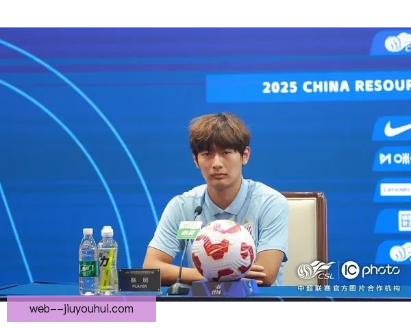 斯卢茨基带领上海申花表现亮眼 客场意外失利无缘中超冠军屈居亚军