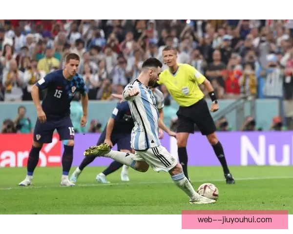 梅西欧美杯决赛双助攻精彩表现助阿根廷夺冠再创历史